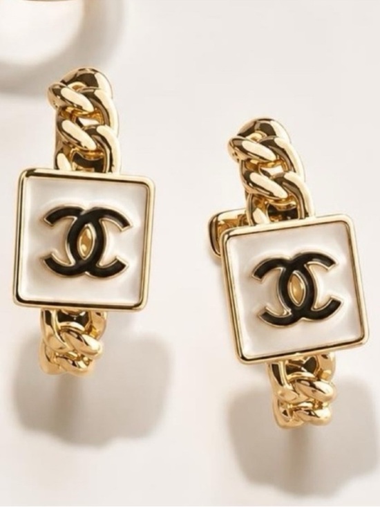 Fashion Jewelry Jewelry - Gold and White Lettered C Enamel Square Chain Hoop Earrings